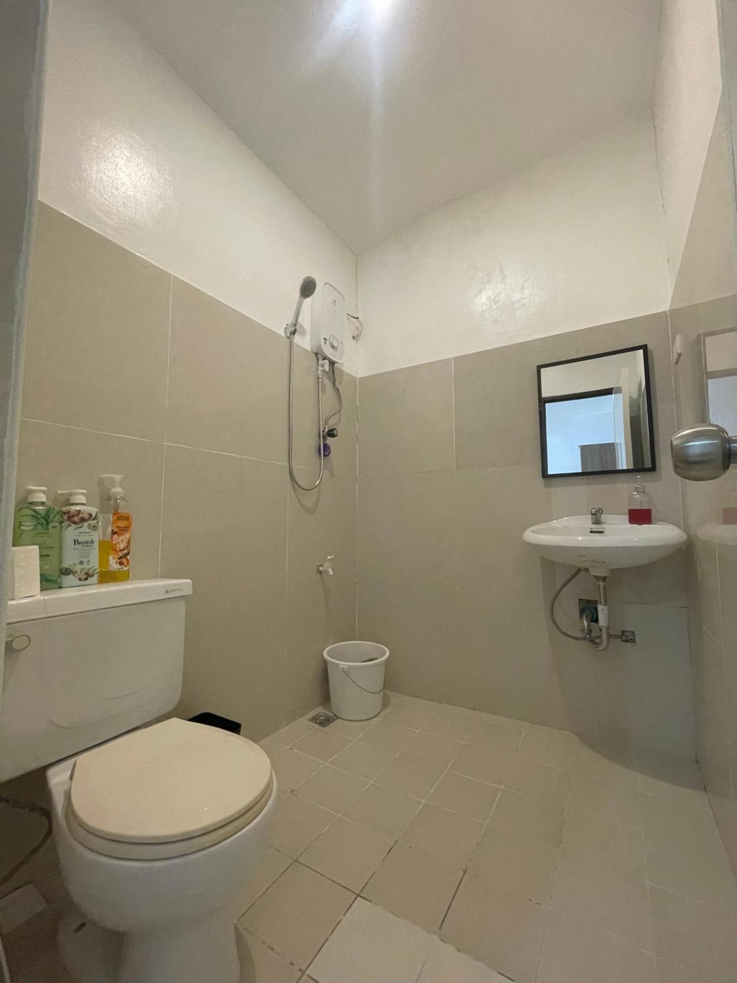 The Premier Suite Lapu-Lapu City Exterior photo